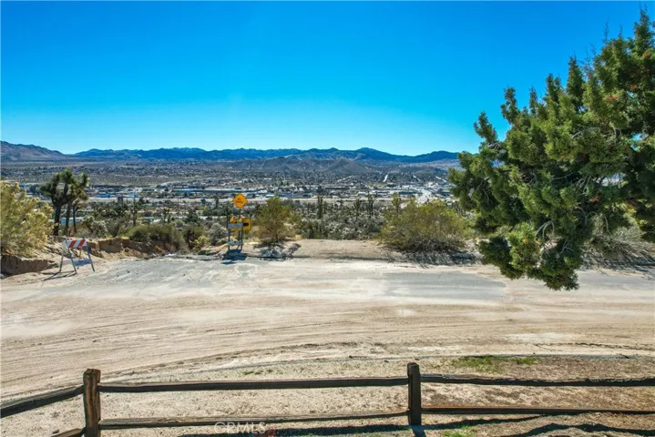 57208 Castro Drive, Yucca Valley, California 92284