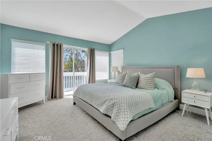 350 Exeter Way, Corona, California 92882
