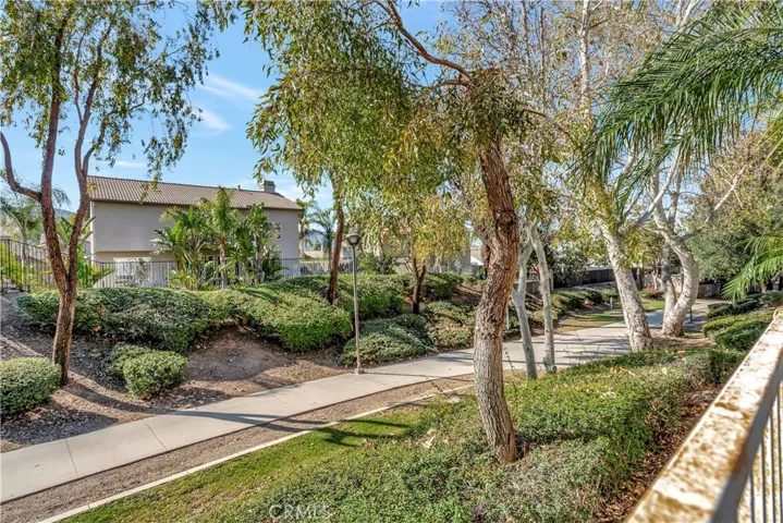 350 Exeter Way, Corona, California 92882