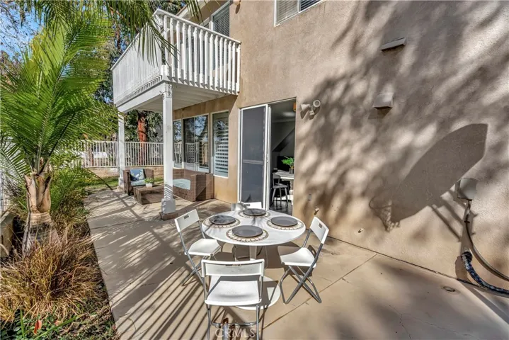 350 Exeter Way, Corona, California 92882