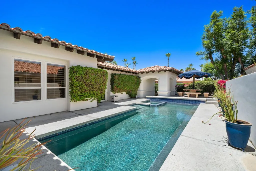 Courtyard Pool