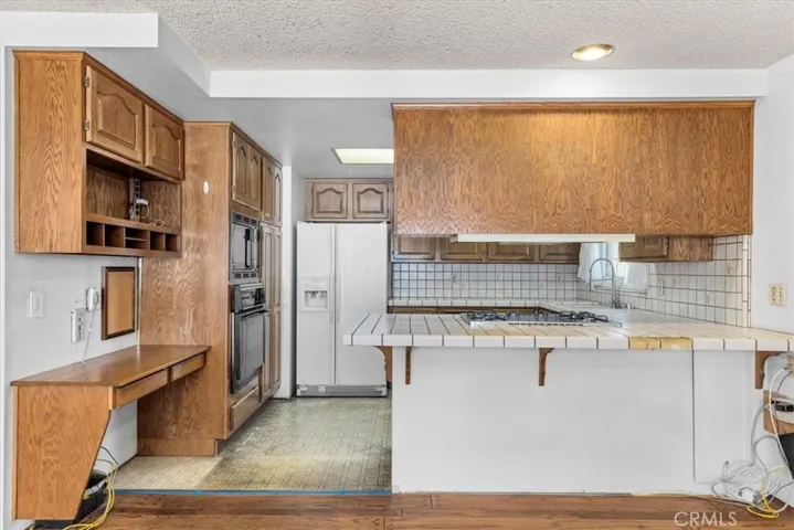 10965 Vanalden Avenue, Porter Ranch, California 91326