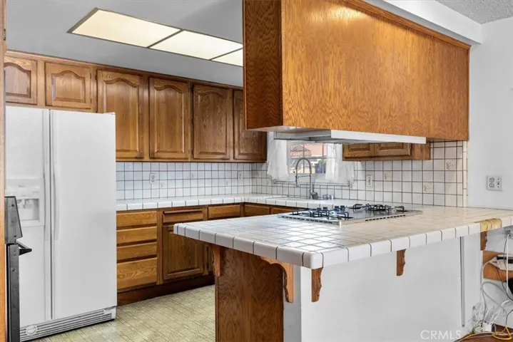 10965 Vanalden Avenue, Porter Ranch, California 91326