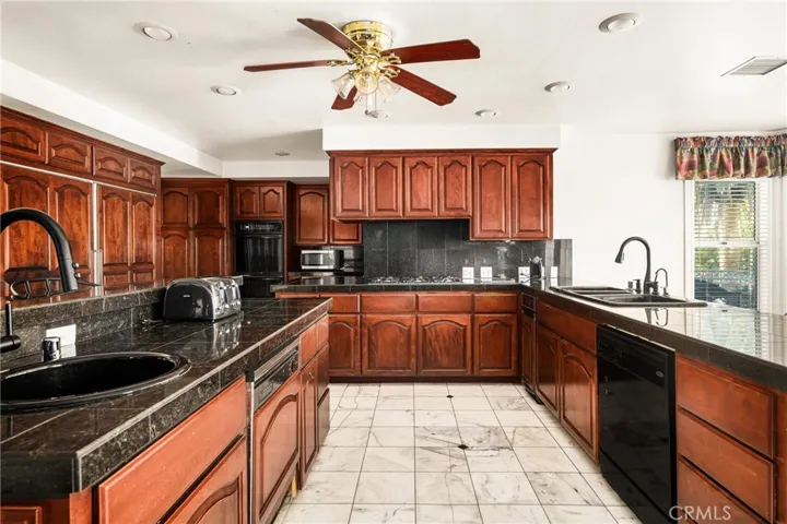 644 S Peralta Hills Drive, Anaheim Hills, California 92807