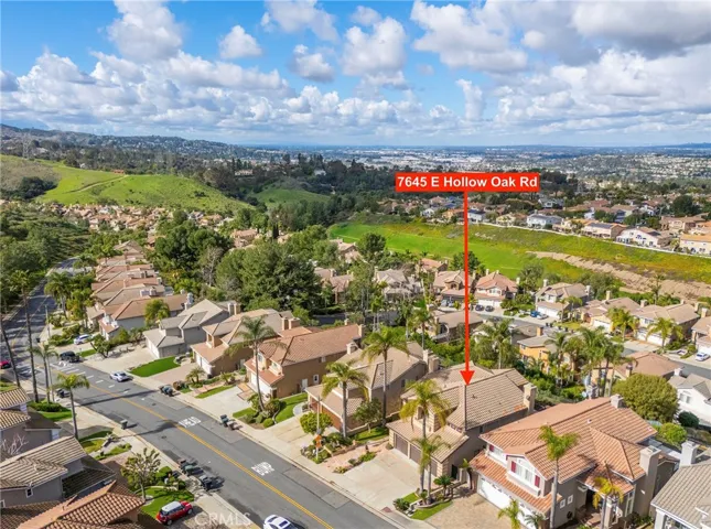 7645 East Hollow Oak Road, Anaheim Hills, California 92808