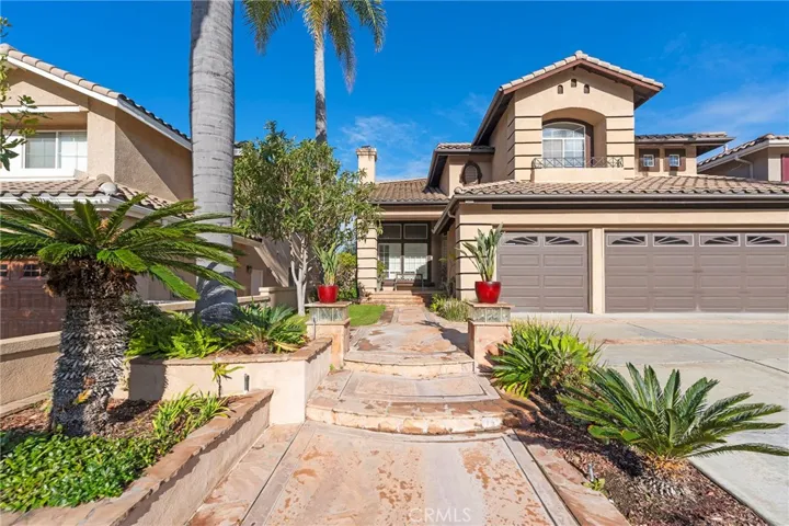 7645 East Hollow Oak Road, Anaheim Hills, California 92808