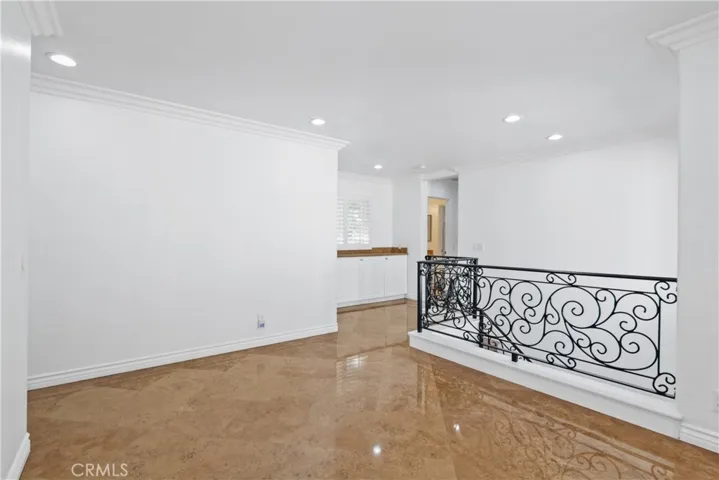 LOFT AREA