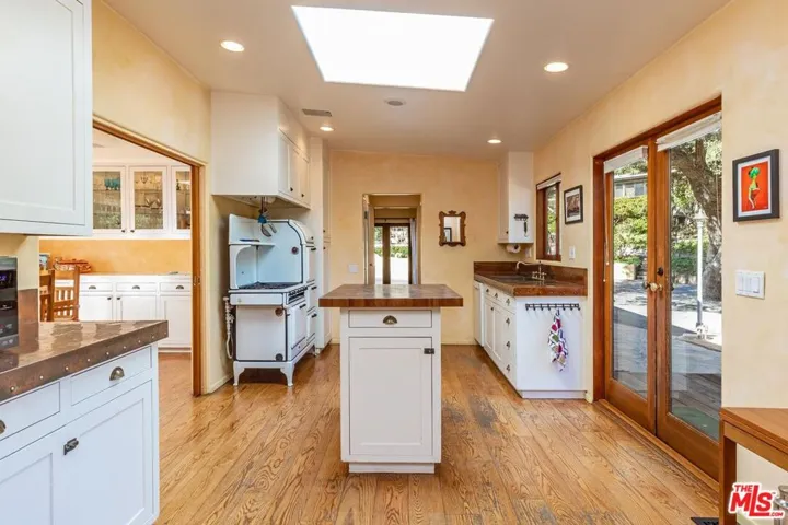 Country kitchen