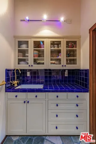 Guest house kitchenette