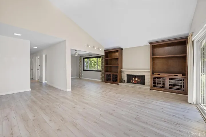 1702 Timothy Place, Vista, California 92083