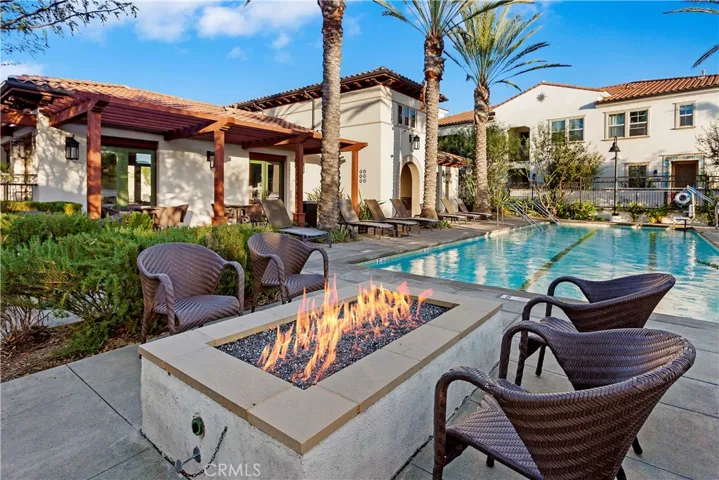 102 El Paseo, Lake Forest, California 92610