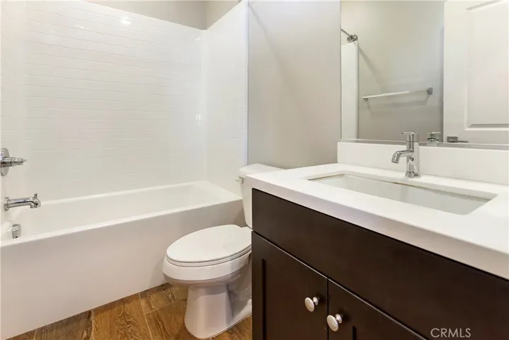 102 El Paseo, Lake Forest, California 92610