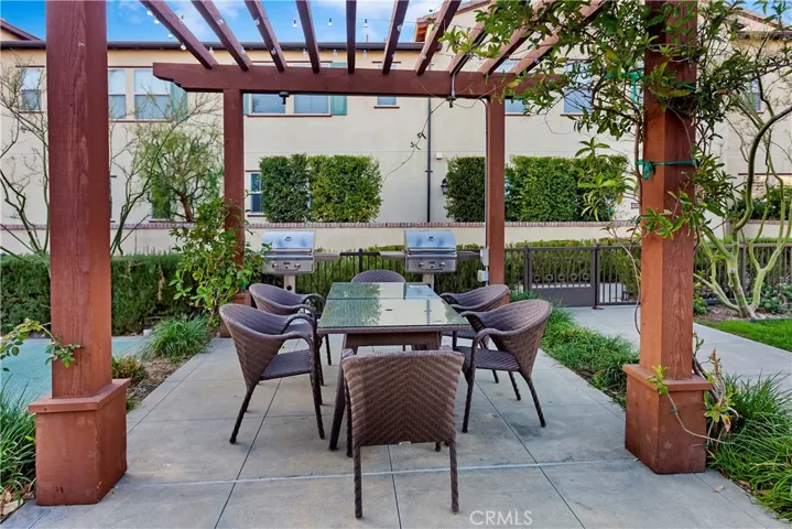 102 El Paseo, Lake Forest, California 92610