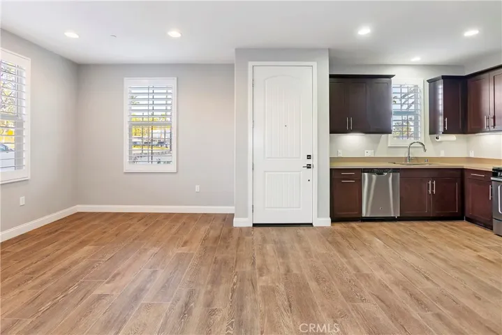 102 El Paseo, Lake Forest, California 92610