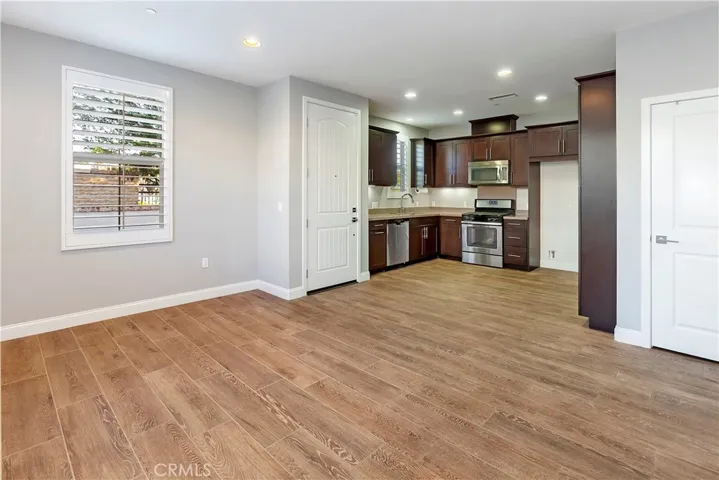 102 El Paseo, Lake Forest, California 92610