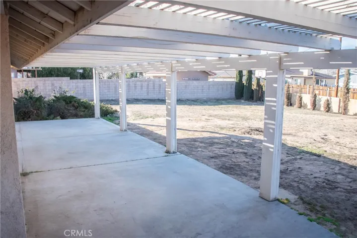 20682 Pahute Road, Apple Valley, California 92308