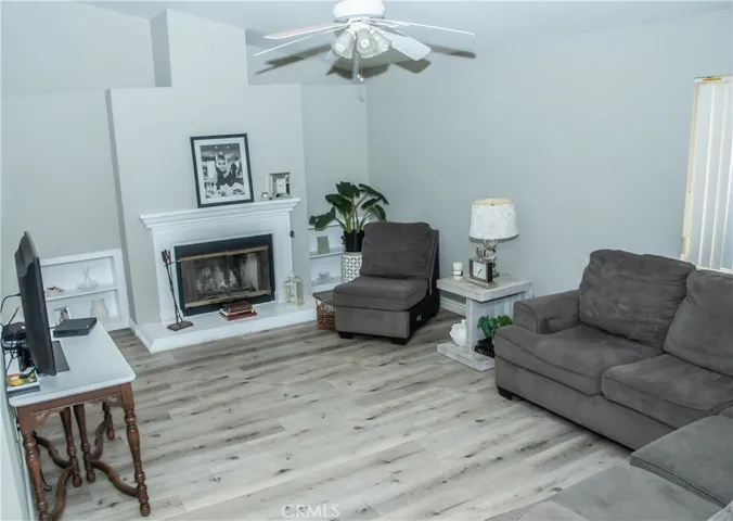 20682 Pahute Road, Apple Valley, California 92308