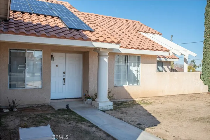 20682 Pahute Road, Apple Valley, California 92308