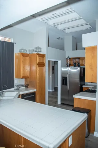 20682 Pahute Road, Apple Valley, California 92308