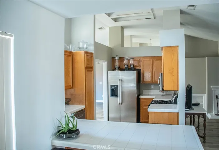 20682 Pahute Road, Apple Valley, California 92308