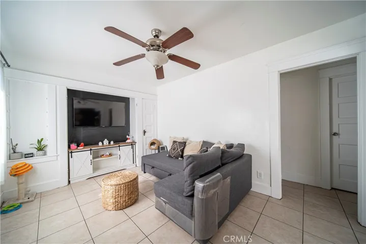 3130 Arvia Street, Los Angeles, California 90065