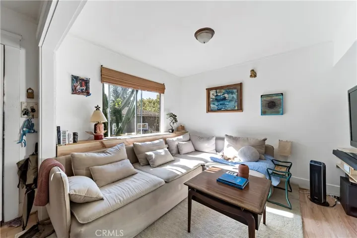 3130 Arvia Street, Los Angeles, California 90065