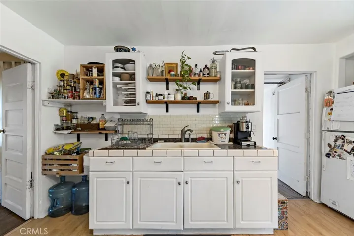 3130 Arvia Street, Los Angeles, California 90065