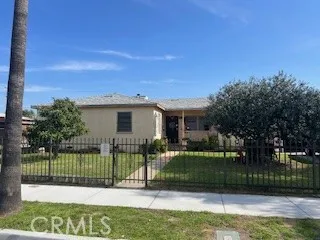 Front House - 221