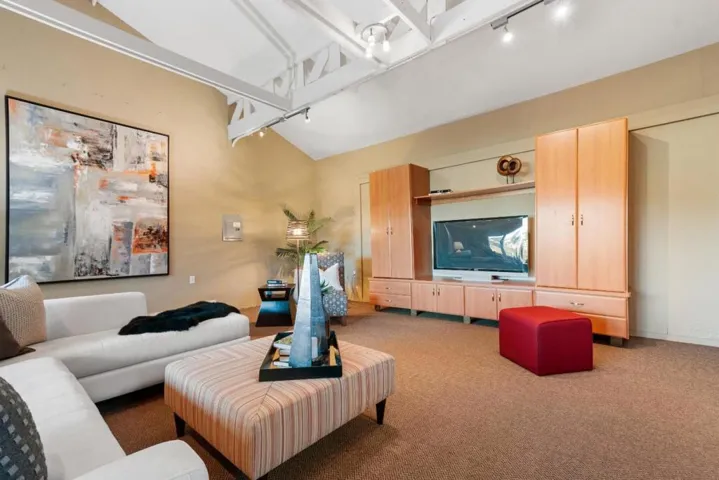 3807 Kingridge Drive, San Mateo, California 94403