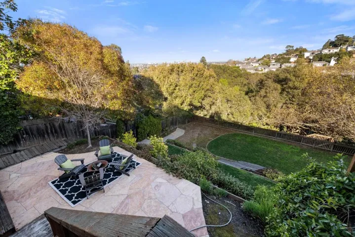 3807 Kingridge Drive, San Mateo, California 94403