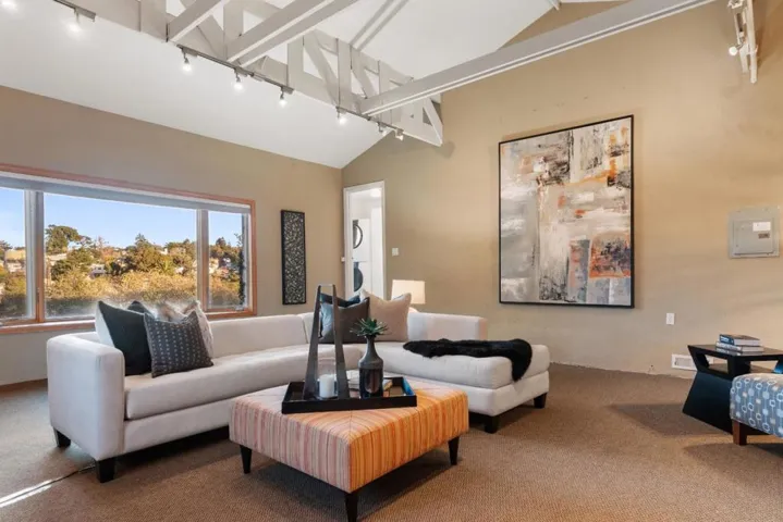 3807 Kingridge Drive, San Mateo, California 94403