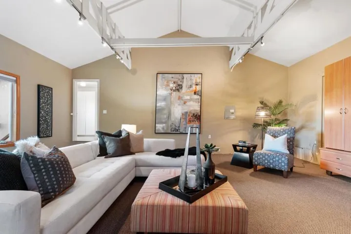 3807 Kingridge Drive, San Mateo, California 94403