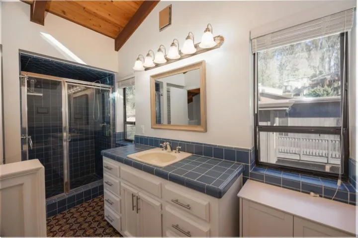 339 El Granada Boulevard, El Granada, California 94019