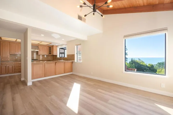 339 El Granada Boulevard, El Granada, California 94019
