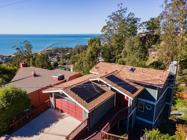339 El Granada Boulevard, El Granada, California 94019