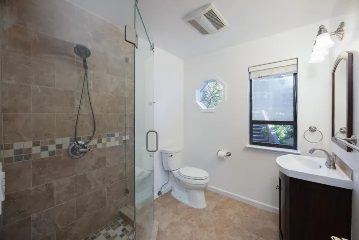 339 El Granada Boulevard, El Granada, California 94019
