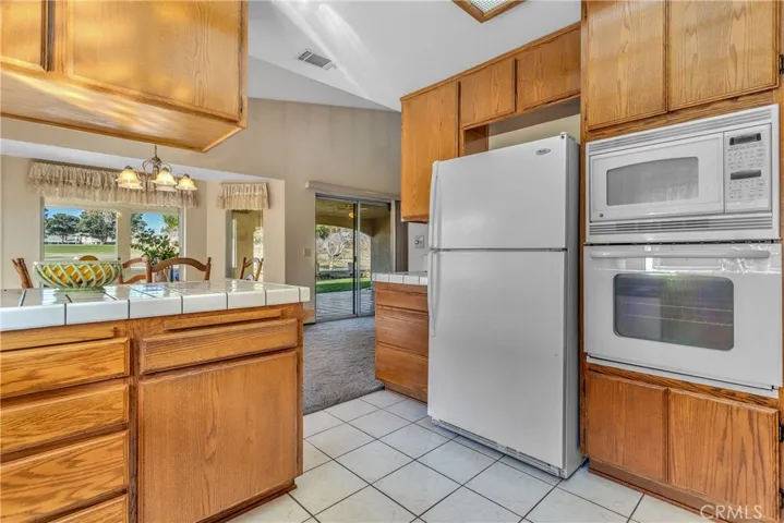 12664 Spring Valley Parkway, Victorville, California 92395