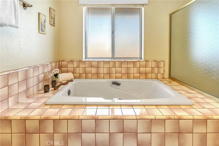 12664 Spring Valley Parkway, Victorville, California 92395