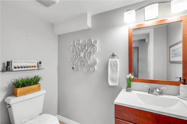 22631 Via Tercero, Mission Viejo, California 92691