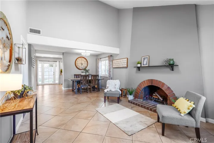 22631 Via Tercero, Mission Viejo, California 92691
