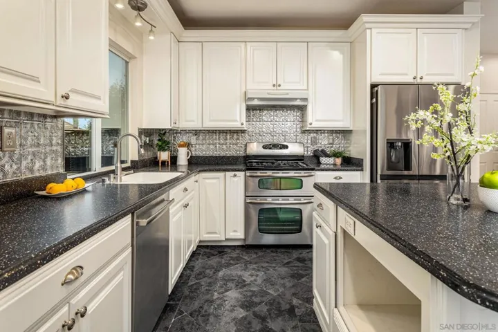 5462 Senegal St, Oceanside, California 92057