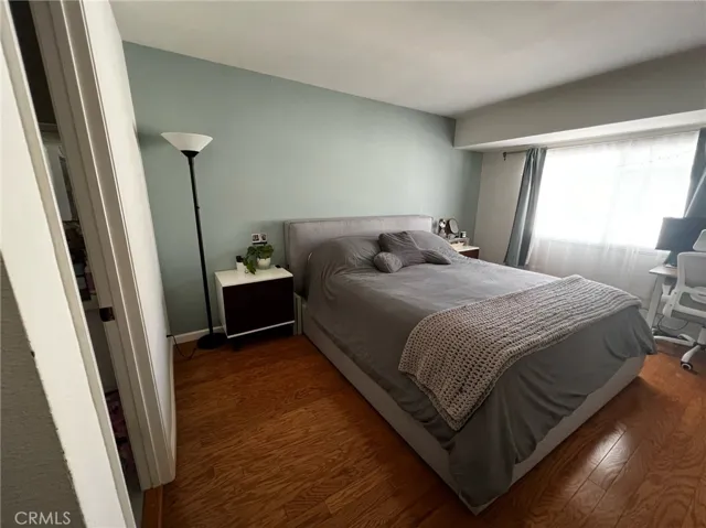 Main bedroom with access to main bathroom.