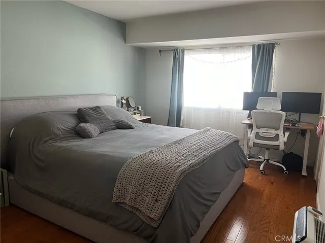 Main bedroom.