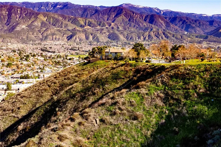 3570 Ridge Line Drive, San Bernardino, California 92407