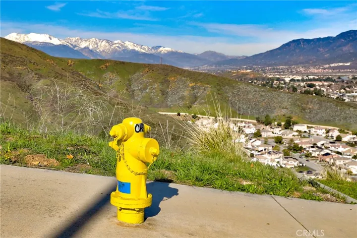 3570 Ridge Line Drive, San Bernardino, California 92407