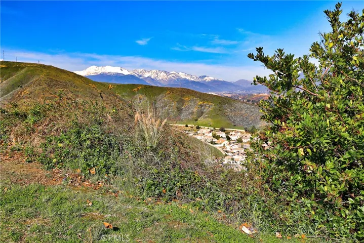 3570 Ridge Line Drive, San Bernardino, California 92407