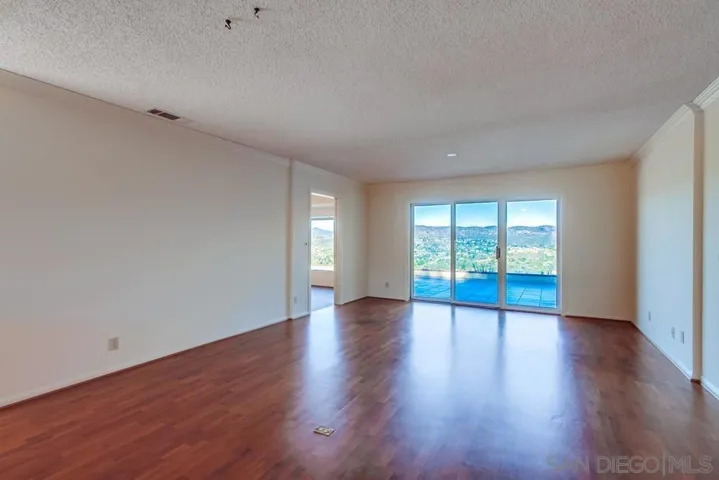 23518 Calistoga Pl, Ramona, California 92065