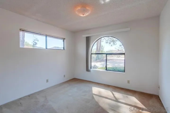 23518 Calistoga Pl, Ramona, California 92065