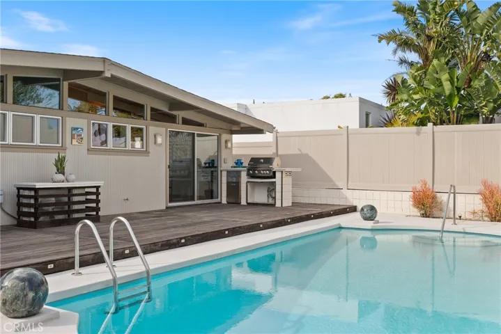 1234 La Mirada, Laguna Beach, California 92651