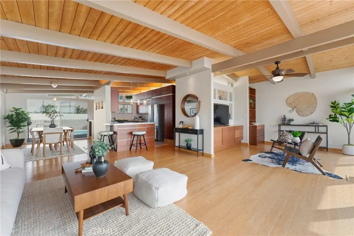 1234 La Mirada, Laguna Beach, California 92651